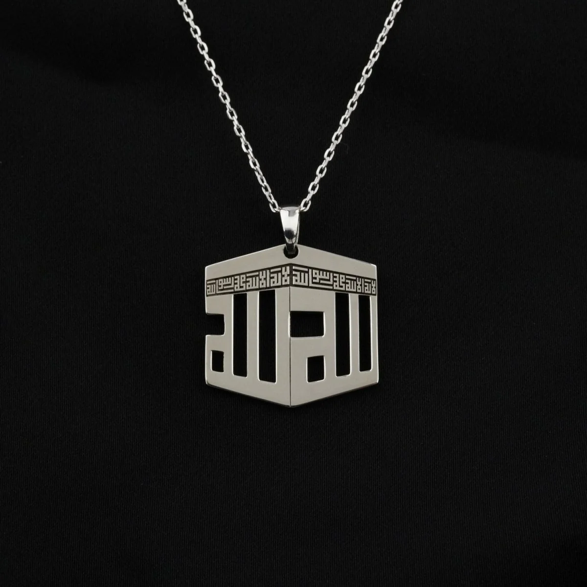 3D Kaaba Design Islamic Necklace - 18K Gold Plated Silver Pendant - Image 5