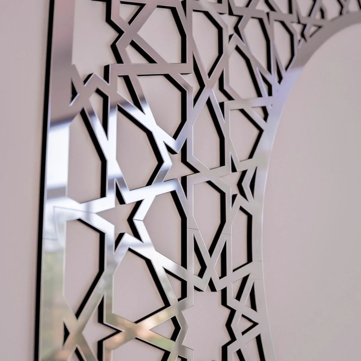 Wooden Mihrab for Home Prayer Space - Islamic Wall Art | 10 Pointed Star - Image 15